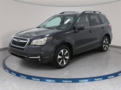 Used 2017 Subaru Forester 2.5i Limited image 3