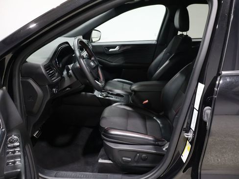 Used 2024 Ford Escape ST-Line image 9