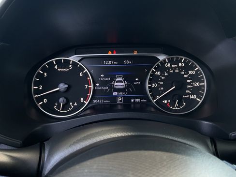 Used 2024 Nissan Altima 2.5 SR FWD image 32