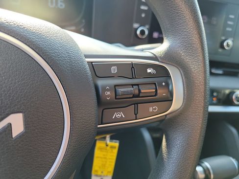 Used 2024 Kia Sportage LX AWD/4WD image 27