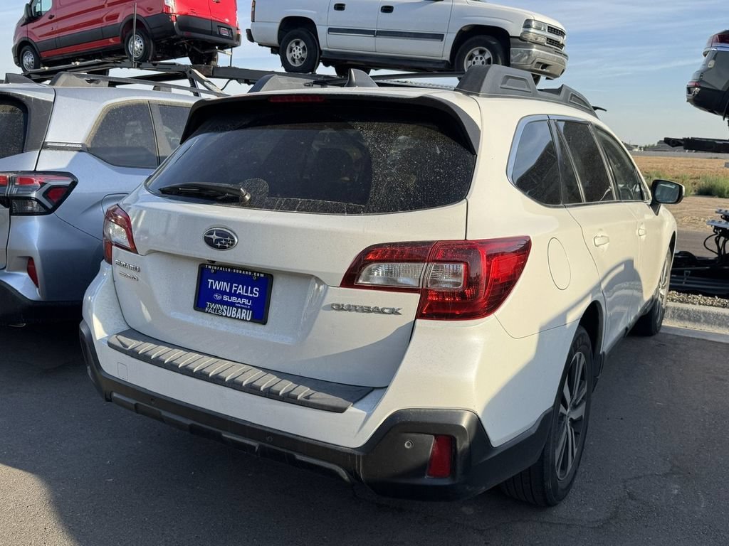 Used 2019 Subaru Outback 2.5i Limited AWD/4WD image 3