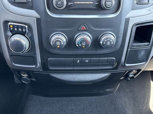 Used 2018 RAM 1500 Express RWD image 17