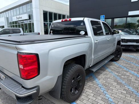 Used 2018 Chevrolet Silverado 1500 LT w/ All Star Edition AWD/4WD image 6
