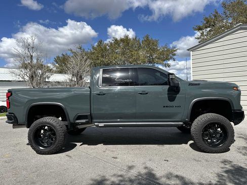 Used 2025 Chevrolet Silverado 2500 LTZ w/ Trail Boss Package image 7