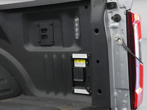 Used 2023 Ford F250 Platinum AWD/4WD image 40