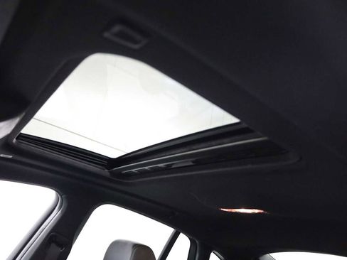 Used 2017 BMW X4 M40i image 19