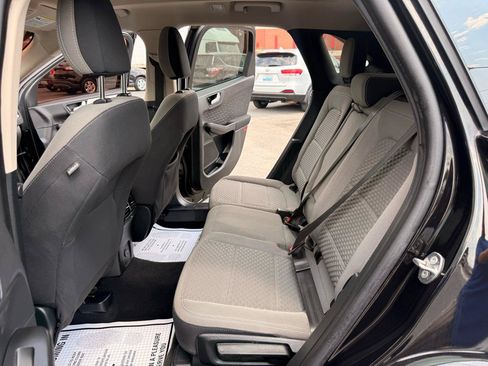 Used 2020 Ford Escape SE FWD image 10