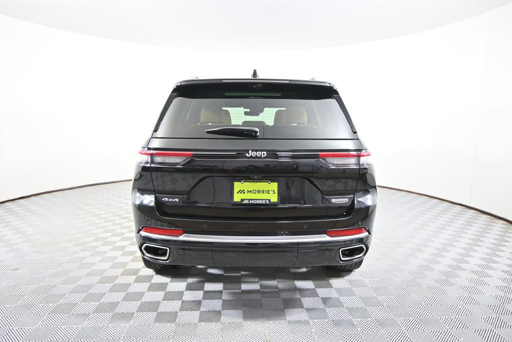 Used 2022 Jeep Grand Cherokee Summit w/ Adv Protech Group IV AWD/4WD image 5