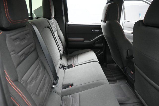 Used 2024 Nissan Frontier PRO-4X w/ Technology Package AWD/4WD image 29