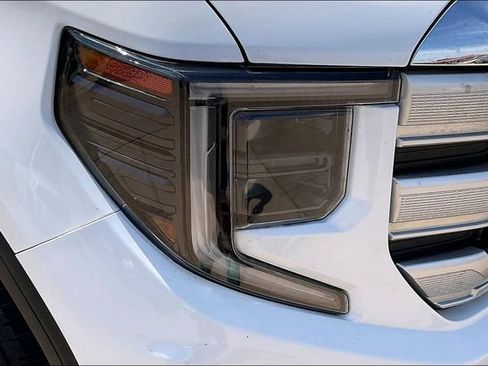 Used 2024 GMC Sierra 1500 SLE RWD image 30