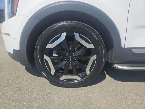 Used 2023 Kia Telluride S w/ S Sunroof Package image 13
