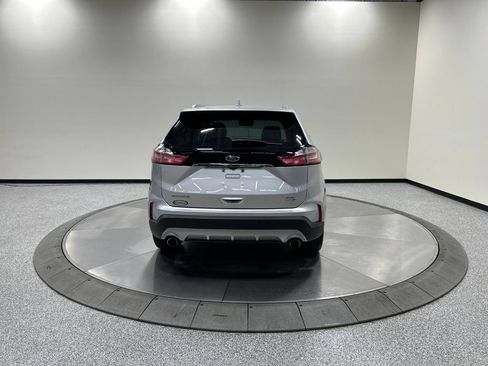 Certified 2019 Ford Edge SEL w/ Cold Weather Package AWD/4WD image 8