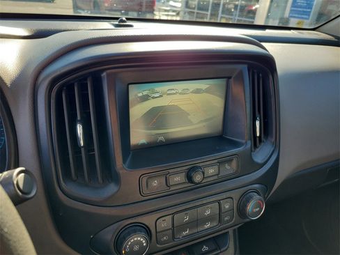 Used 2018 Chevrolet Colorado W/T w/ WT Convenience Package image 19