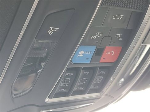 New 2026 Jeep Grand Cherokee Limited AWD/4WD image 32