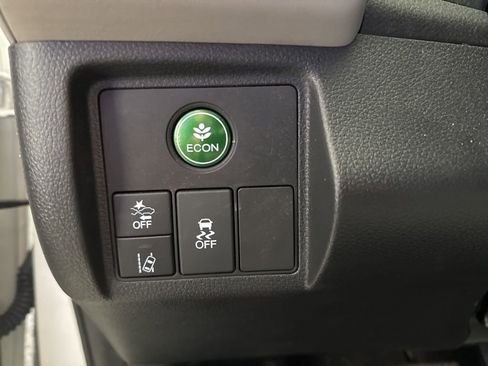 Used 2022 Honda HR-V EX image 15