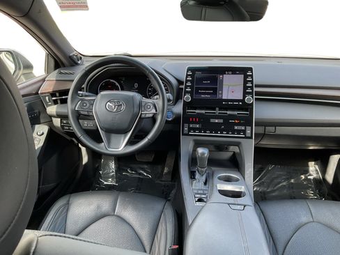 Used 2021 Toyota Avalon Limited w/ Advanced Safety Package FWD image 14