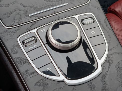 Certified 2019 Mercedes-Benz C 300 4MATIC Sedan image 26