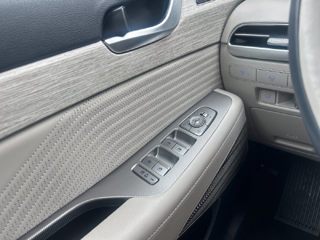 Certified 2024 Hyundai Palisade Calligraphy AWD/4WD image 12