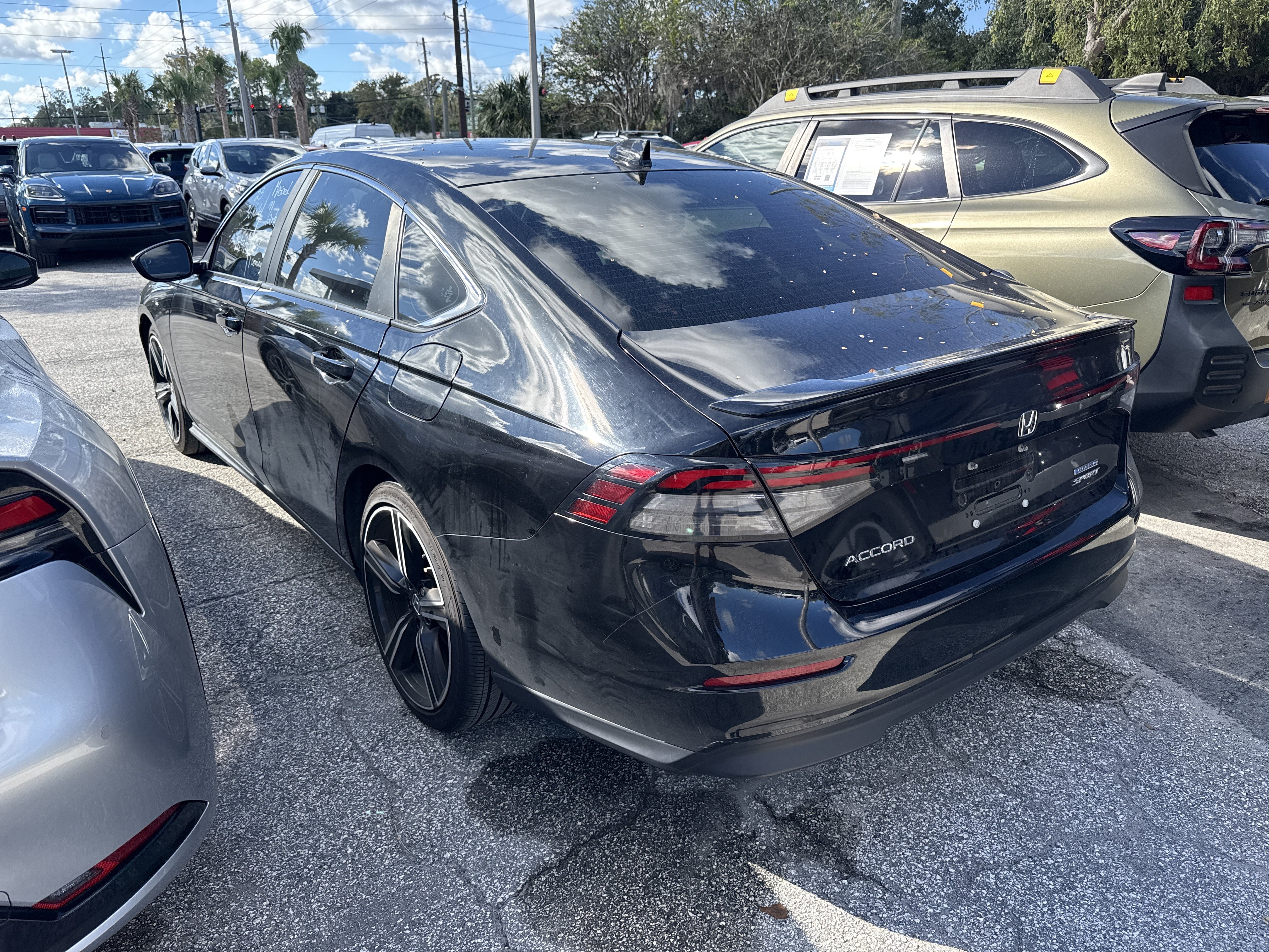 Used 2023 Honda Accord Sport image 3