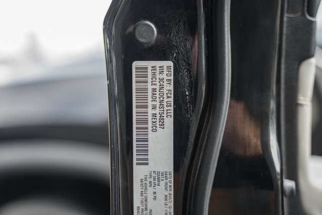 Used 2025 Jeep Compass Limited AWD/4WD image 49