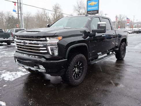 Used 2022 Chevrolet Silverado 3500 High Country w/ Safety Package II image 28