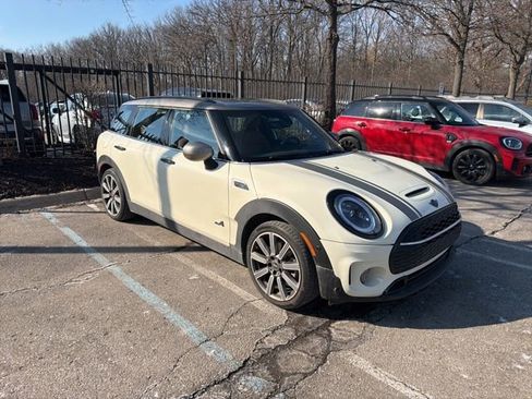 Used 2023 MINI Cooper Clubman S image 3