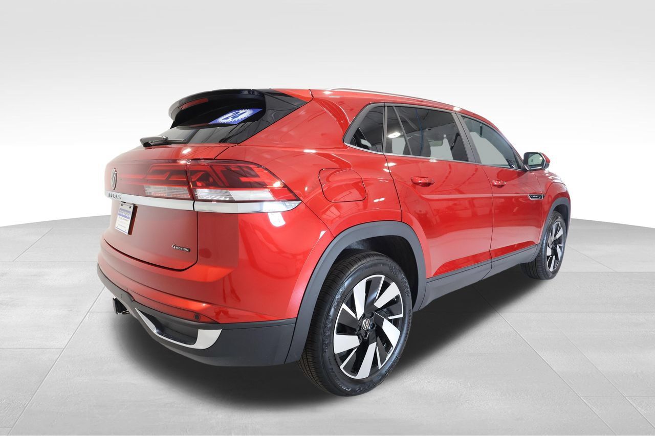Used 2024 Volkswagen Atlas Cross Sport SE AWD/4WD image 4
