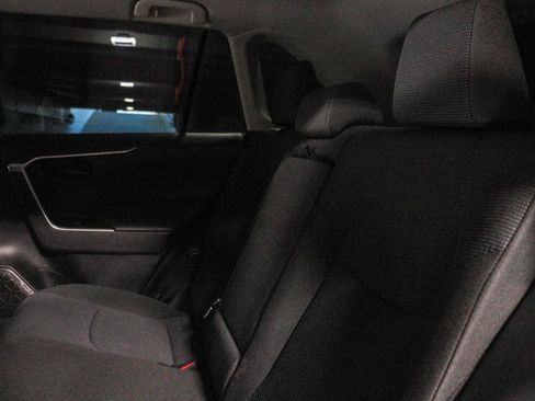 Certified 2025 Toyota RAV4 LE FWD image 19