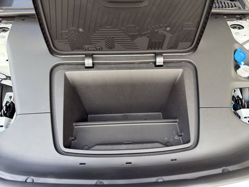 New 2026 Volvo EX30 Ultra w/ Protection Package Premier AWD/4WD image 29