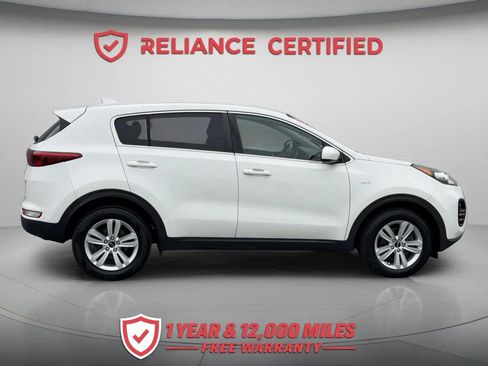 Used 2018 Kia Sportage LX AWD/4WD image 7