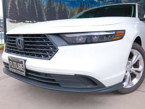 Used 2025 Honda Accord LX image 7