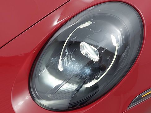 Certified 2025 Porsche 911 Carrera RWD image 30