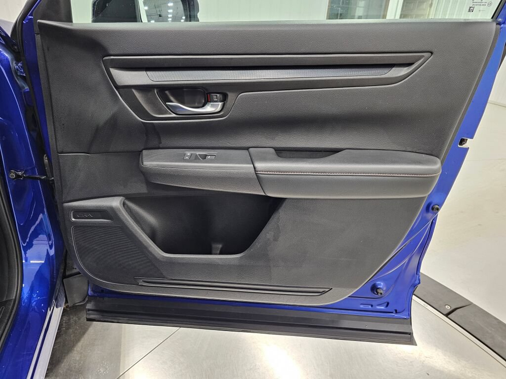 Certified 2023 Honda CR-V Sport image 30