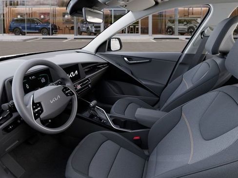 New 2026 Kia Niro LX FWD image 17