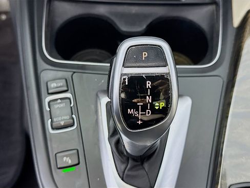 Used 2017 BMW 330i Sedan image 21