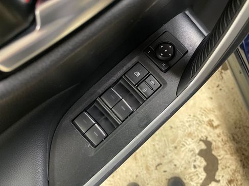 Certified 2025 Toyota RAV4 XLE AWD/4WD image 15