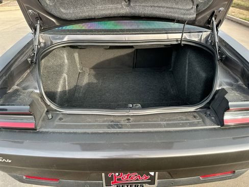 Used 2023 Dodge Challenger R/T w/ Blacktop Package image 22