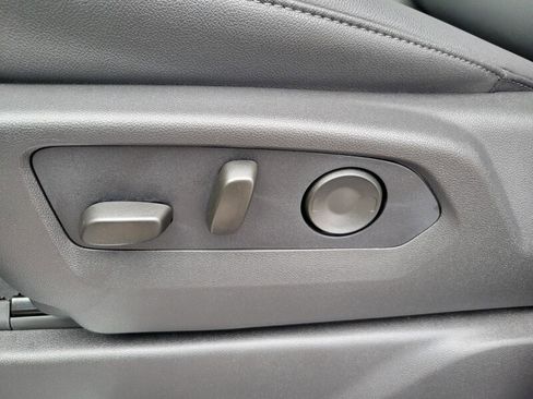 New 2026 GMC Sierra 1500 SLT w/ SLT Premium Plus Package image 19