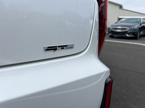 Used 2025 Kia K4 GT-Line w/ GT-Line Premium Package image 5
