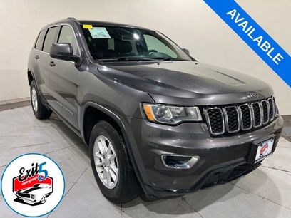 Used 2018 Jeep Grand Cherokee Laredo