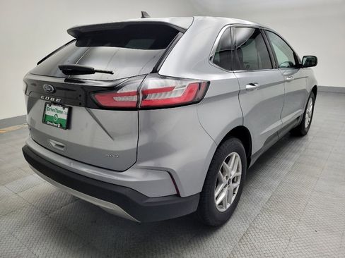 Used 2023 Ford Edge SEL image 9