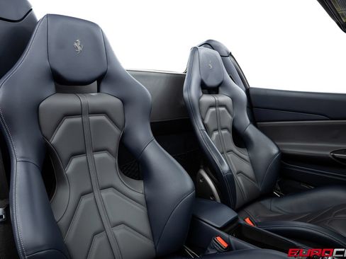 Used 2018 Ferrari 488 Spider RWD image 47