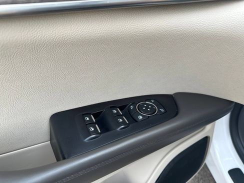 Used 2019 Lincoln Nautilus Reserve w/ Class II Trailer Tow Package AWD/4WD image 19