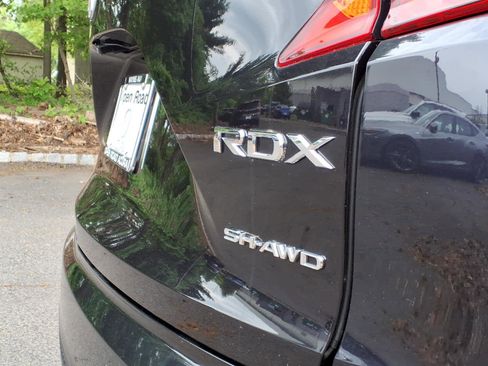 Certified 2024 Acura RDX SH-AWD w/ Advance Package image 9