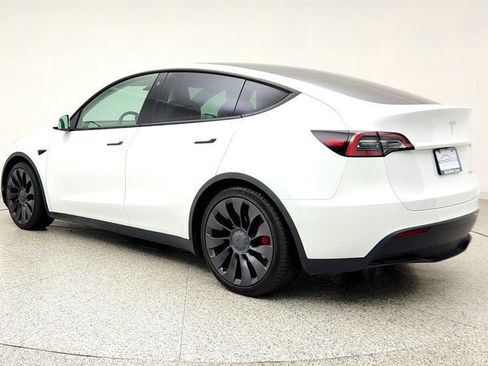 Used 2022 Tesla Model Y Performance AWD/4WD image 7