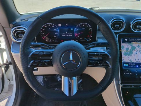 Used 2025 Mercedes-Benz CLE 300 4MATIC Cabriolet image 16