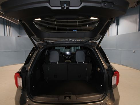 New 2026 Ford Explorer ST-Line w/ ST-Line Street Pack image 34