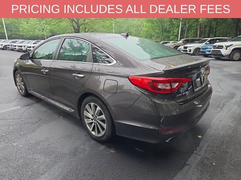 Used 2016 Hyundai Sonata Sport w/ Option Group 1V FWD image 9