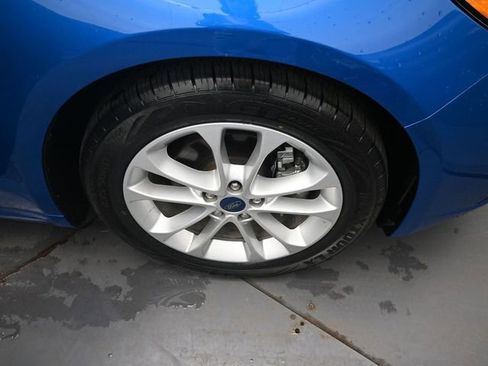 Used 2019 Ford Fusion SE image 30