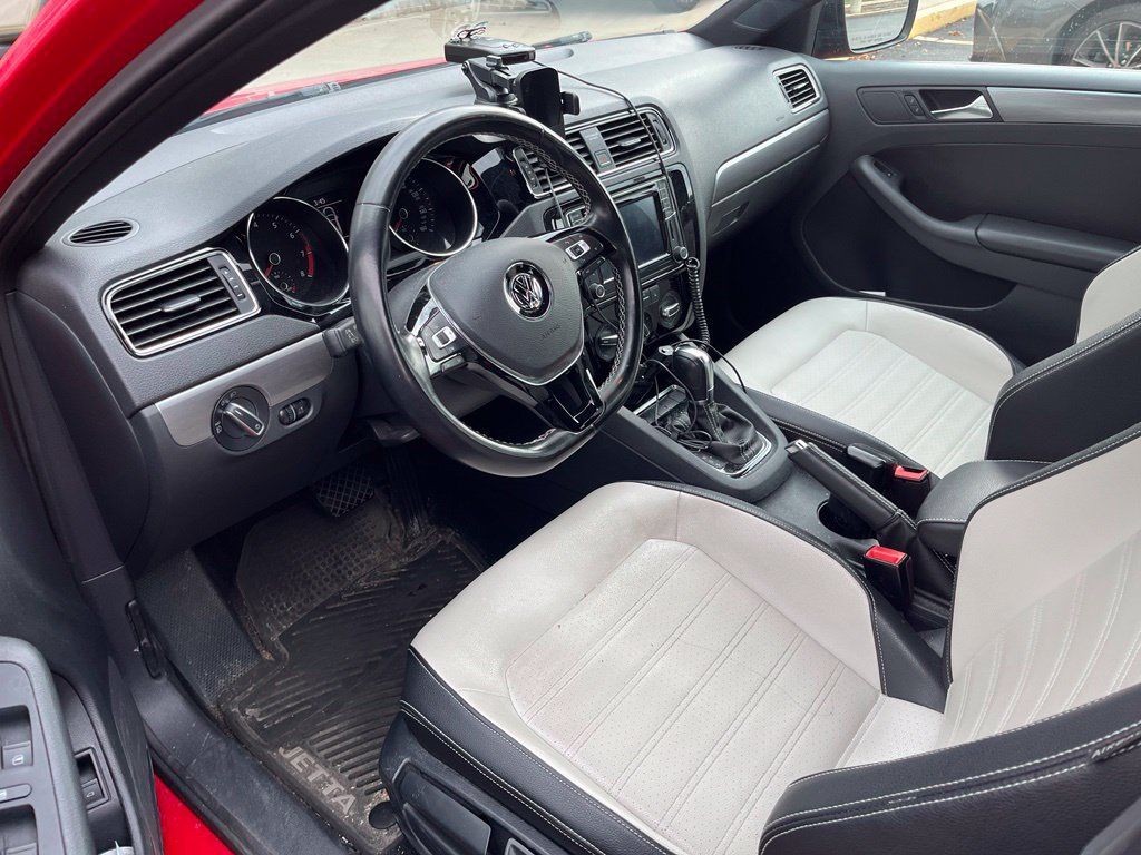 Used 2016 Volkswagen Jetta Sport w/ Lighting Package FWD image 8